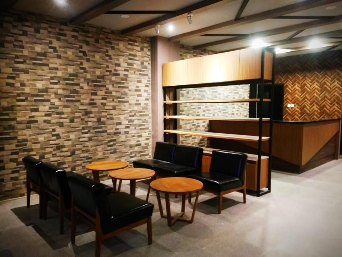 Hotel Marina Airport Σεμαράνγκ Εξωτερικό φωτογραφία